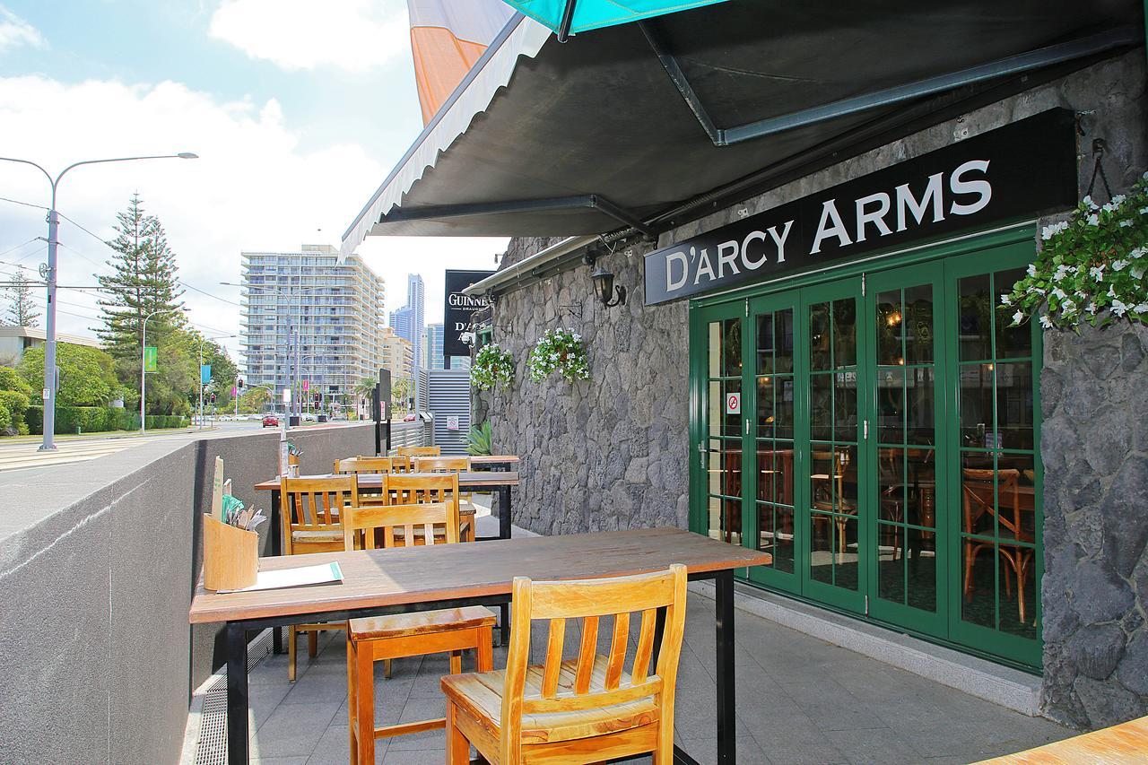 Darcy Arms Hotel Motel Gold Coast Exterior photo