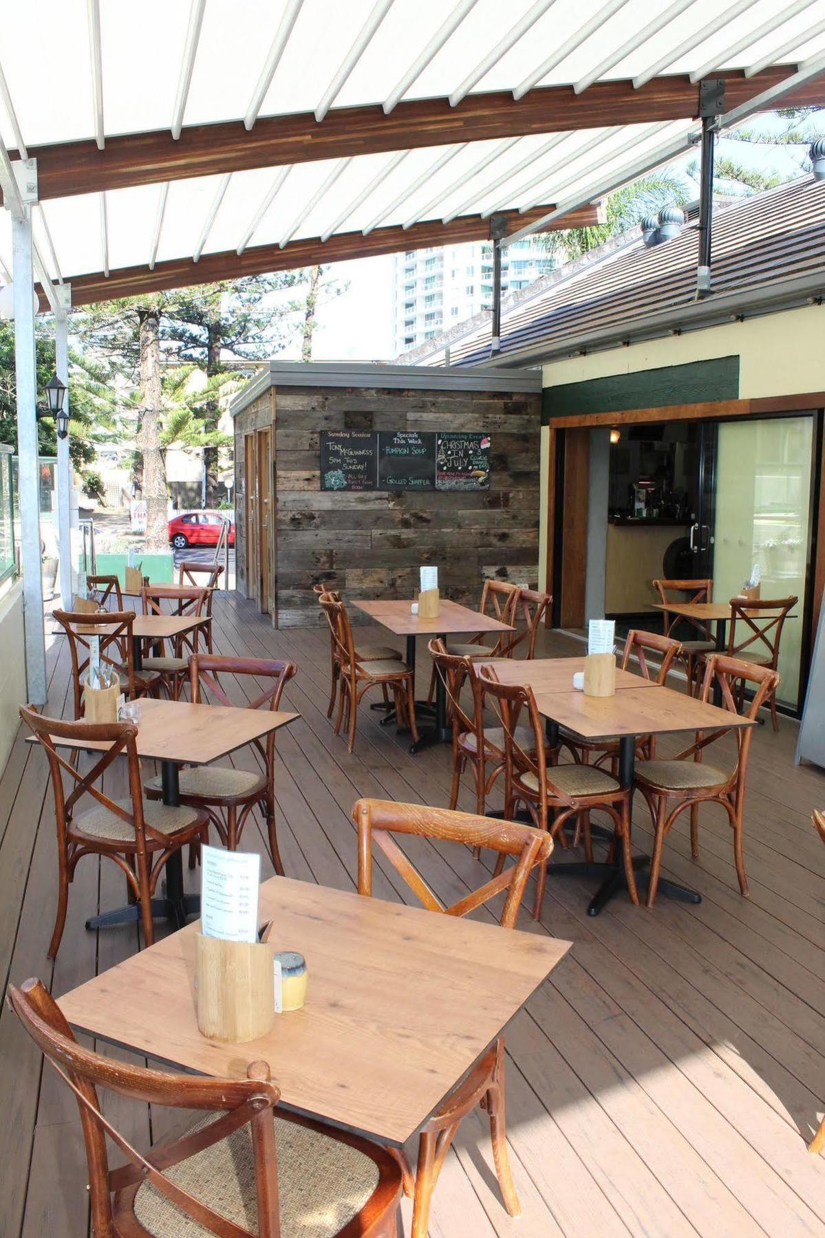 Darcy Arms Hotel Motel Gold Coast Exterior photo